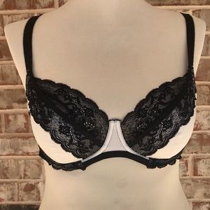VTG Hunkemoller Underwire Lace Bra 36DD